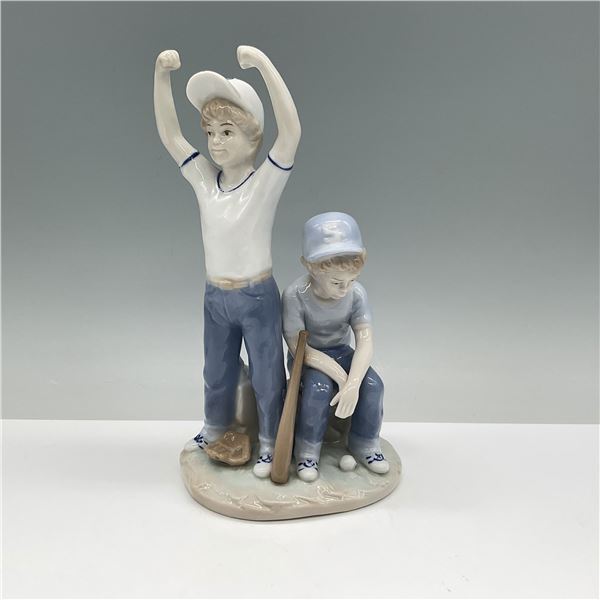 Paul Sebastian Porcelain Figurine of Baseball Players