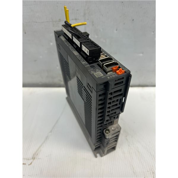 Mitsubishi #MR-J4-40A-RJ AC Servo Motor