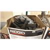 Image 3 : RIGID 11.5AMPS 2 STAGE MOTOR INDUSTRIAL WET/DRY SHOP VAC WITH BOX OF ASSORTED BAGS &