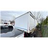 Image 2 : 2009 FORD F-450 XL SUPERDUTY, 4DR BOX TRUCK, WHITE, VIN 1FDAX46R69EA41564