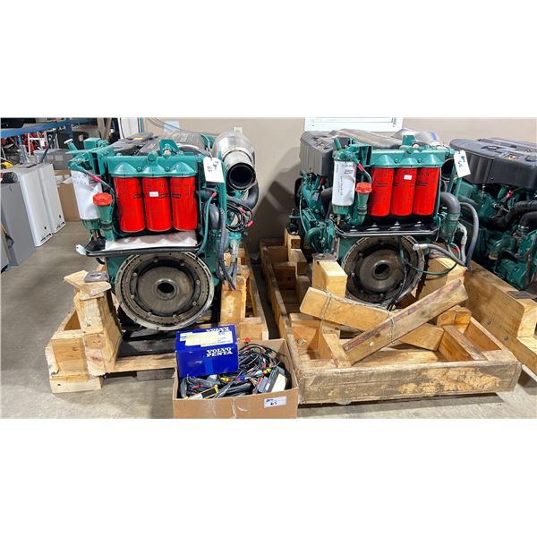 2 HEAVY DUTY VOLVO PENTA D9-500 DIESEL MARINE INBOARD ENGINES WITH TWIN TOP MOUNT CONTROL, EVCD