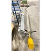 Image 2 : CRAFTEX B73016 GREY 48" BOX & PAN INDUSTRIAL HAND BRAKE