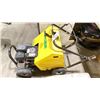 Image 2 : PLUGR PL400 INDUSTRIAL GAS POWERED WALK BEHIND 30" AERATOR