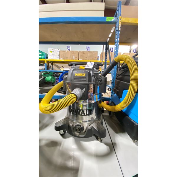 DEWALT CHROME INDUSTRIAL ELECTRIC MOBILE SHOP VACUUM WITH HOSE & ATTACHMENT