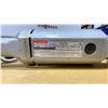 Image 2 : MAKITA 8105 INDUSTRIAL ELECTRIC ORBITAL STICK SANDER