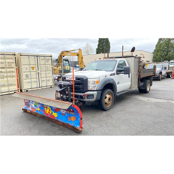 2011 FORD F-450 SUPERDUTY POWERSTROKE, 2DR DUMP TRUCK, WHITE, VIN 1FDUF4HT7BEC23028