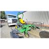 Image 2 : JOHN DEERE Z950 72" ZTRAK GAS POWERED COMMERCIAL ZERO-TURN RIDE ON PNEUMATIC TIRE BED MOWER