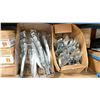 Image 2 : SHELF OF SIMPSON HANGERS & HURRICANE TIES