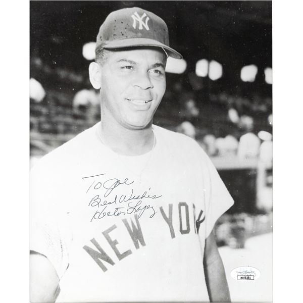 Héctor López signed photo JSA