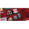 Image 10 : TIN COMES WITH ASSORTED BADGES