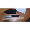 Image 3 : BUCK HUNTING KNIFE COMES WITH SHEATH AND FLINT