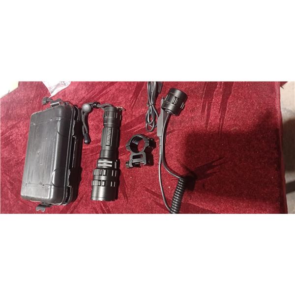 NEW RECHARCHABLE LED FLASHLIGHT FOR AND TACTICAL FIREARM MOUNT - IN CASE