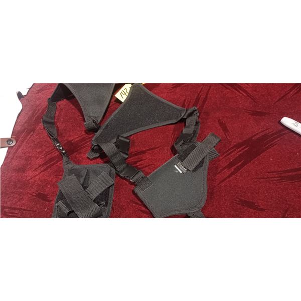 BLACK SHOULDER HOLSTER AND MAG HOLDER