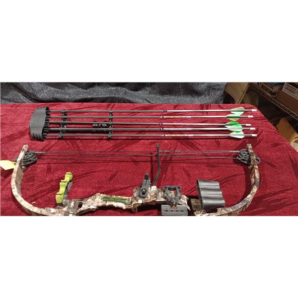 BARNETT CAMO CAT COMPOUND BOW COMES WITH QUIVER, FIVE ARROWS, AND SIGHTS