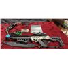Image 1 : CENTER POINT AMPED 425 TAKE DOWN COMPACT CROSSBOW COMES WITH QUIVER, 4 POWER SCOPE AND SLING