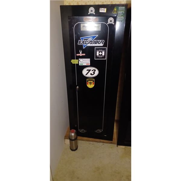 WINCHESTER 12 PC GUN SAFE 21"X 16"X 54" KEY LOCK