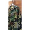 Image 3 : NEW MILTARY STYLE  XL GREEN CAMO JACKET AND LARGE PANT SET