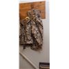 Image 2 : LIGHT WEIGHT CAMO JACKET AND PANTS SIZE XL C/W EXTRA  MEDIUM JACKET