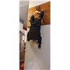 Image 1 : BODY ARMOR VEST C/W 2 LEVEL 3 PLATES AND 2 CLIPS IN VEST