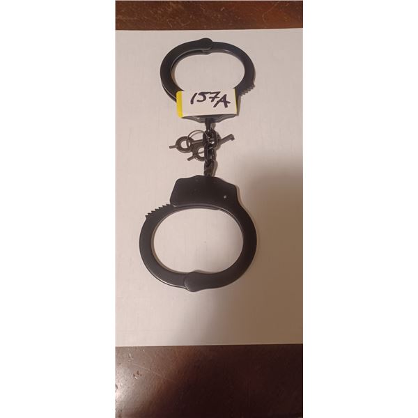 BLACK HANDCUFFS C/W 2 KEYS