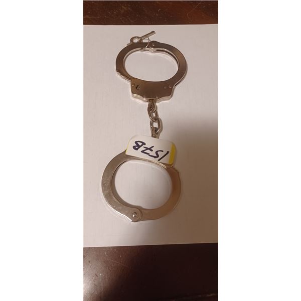 STAINLESS HANDCUFFS C/W 1 KEY