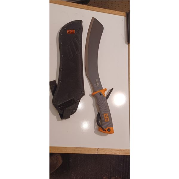 GERBER BEAR 14 INCH MACHETTE C/W SHEATH