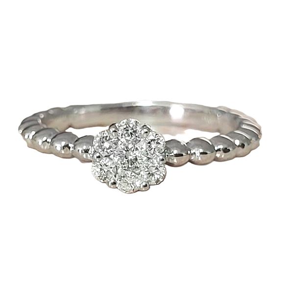 18K White Gold Diamond Fleurette Ring