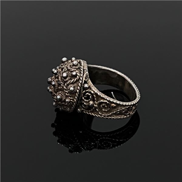 Ring