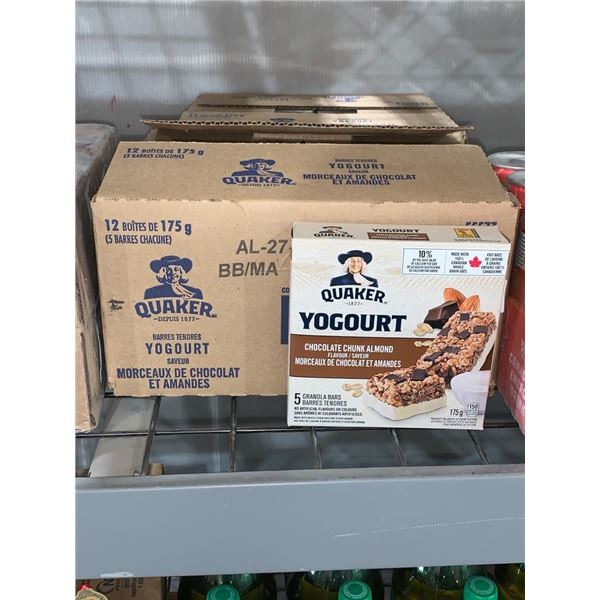 Quaker Yogurt Chocolate Chunk Almond Granola Bars 12 x 175g. Box 5 Per box