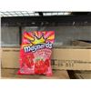 Image 1 : Maynards Swedish Berries Candy, 154 g x 12