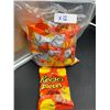 Image 1 : Lot of 12 Reese’s Pieces Peanut Butter Bags, 104g Each