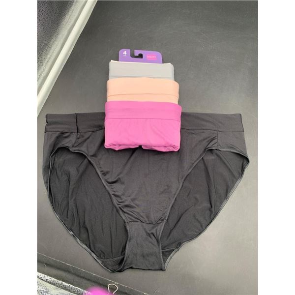Pack of 4 Women’s Briefs in Multicolor, Size 9/2XL