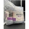 Image 1 : Bernat Velvet Yarn in Soft Gray, Lot of 2 x 300g