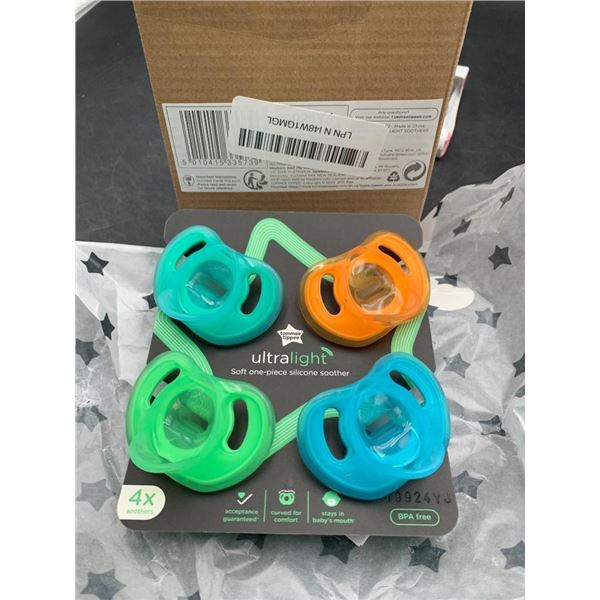 Tommee Tippee Ultra-Light Silicone Soothers, Pack of 4, 18-36M