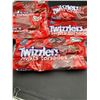Image 2 : Lot of Five Packs of Twizzlers Strawberry Twists, 454g Each