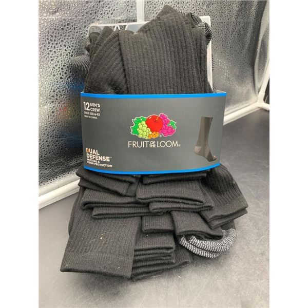 Fruit of the Loom 12-Pack Men’s Crew Socks in Black