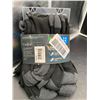 Image 2 : Fruit of the Loom 12-Pack Men’s Crew Socks in Black