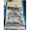 Image 2 : Lot of Hershey’s Cookies ‘N’ Creme Drops Pastilles (12 x 104g)