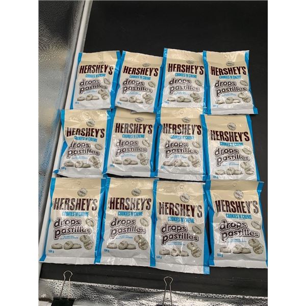 Lot of 12 Hershey’s Cookies ‘n’ Creme Candy, 104g Each
