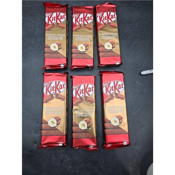 Lot of 6 KitKat Hazelnut Crunch Bars