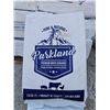 Image 1 : Parkland Pure & Natural Premium Wood Shavings designed for bedding use for horses, livestock, and po