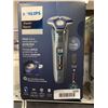 Image 1 : Philips 7000 Series Electric Shaver With SkinIQ