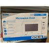 Image 1 : Danby DBMW0721BWW 0.7 Cu. Ft. 700-Watt Microwave Oven