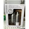 Image 1 : Kamenstein Gravity-Activated Salt and Pepper Grinder Set