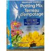 Image 2 : Miracle-Gro Moisture Control Potting Mix