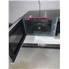 Image 4 : Galanz ExpressWave GEWWD135SSV11 Inverter Microwave Oven