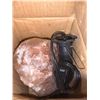 Image 2 : Himalayan Natural Crystal 7-Inch Salt Lamp
