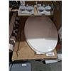 Image 3 : American Standard Elongated White Toilet Seat Model 5053A60B