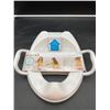 Image 1 : Munchkin Sturdy Potty Seat with Handles and Non-Slip Materials