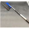 Image 2 : Extendable Telescopic Snow Brush with Pivoting Head